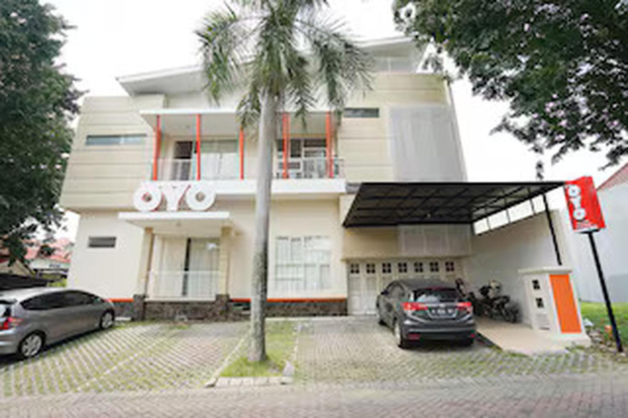 Oyo 782 Menjangan Residence At Citraland 1 Σουραμπάγια Εξωτερικό φωτογραφία